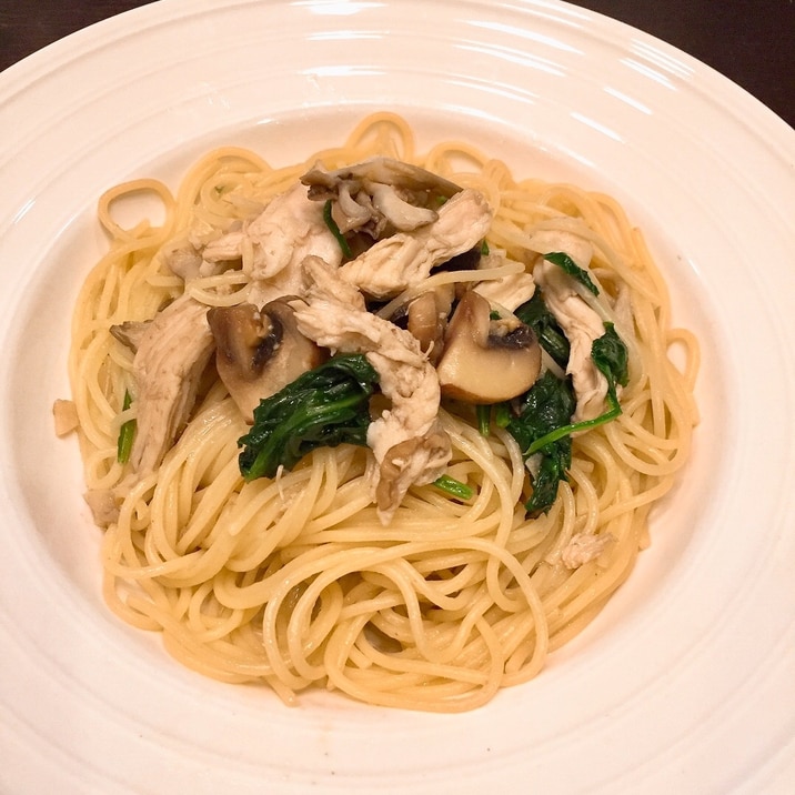 サラダチキンときのこの和風パスタ バター醤油味 レシピ 作り方 By さくすず 楽天レシピ